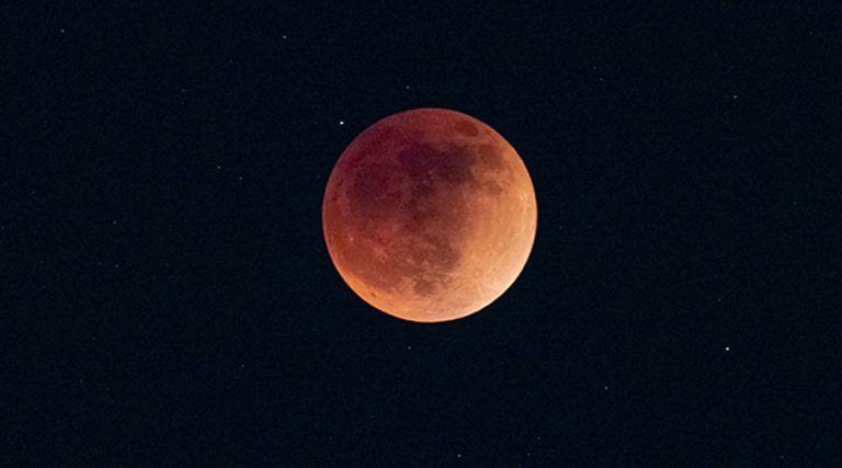Luna de sangre · Eclipse lunar