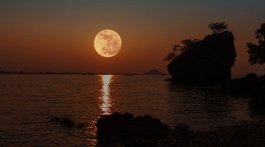 La Luna de San Juan